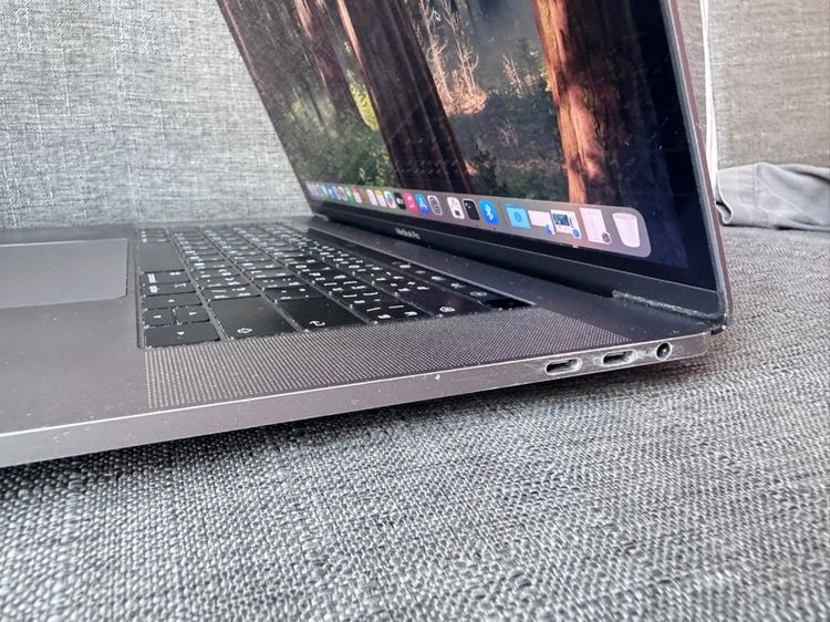 macbook pro 15 2019  รูปที่ 9