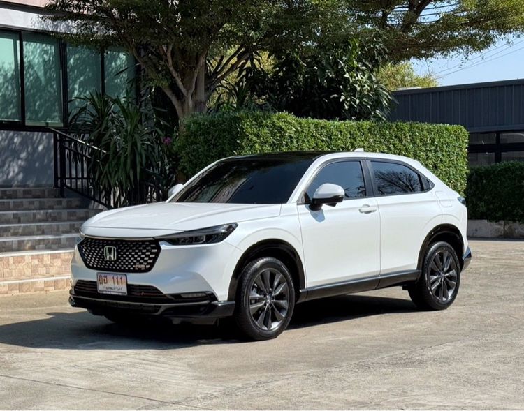 Honda HR-V 2023 1.5 e:HEV RS Utility-car ไฮบริด ไม่ติดแก๊ส เกียร์อัตโนมัติ ขาว รูปที่ 4