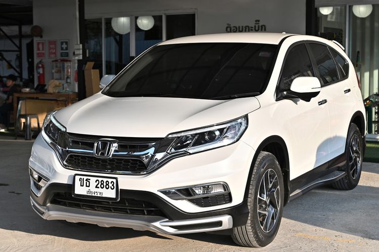 รถ Honda CR-V 2.0 SE 4WD สี ขาว