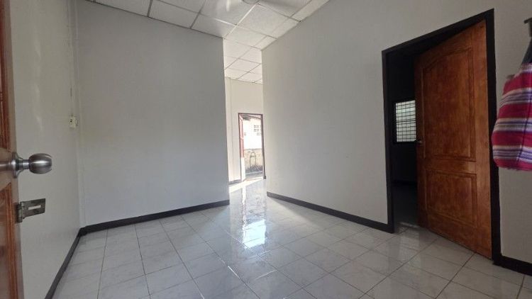 อื่นๆ  ขายบ้านแฝดชั้นเดียว 8หลัง  รูปที่ 4