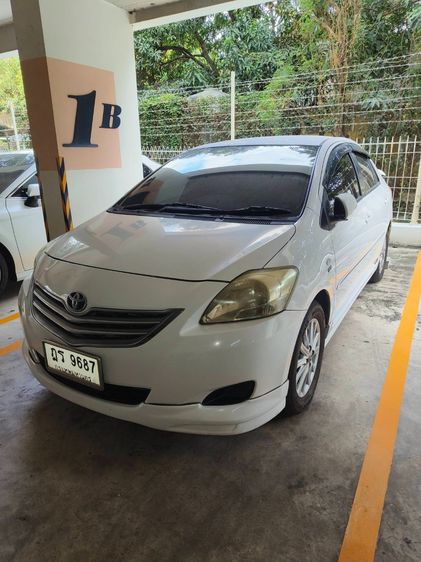 Toyota Vios 2010 1.5 E Sedan เบนซิน ไม่ติดแก๊ส เกียร์อัตโนมัติ ขาว รูปที่ 3