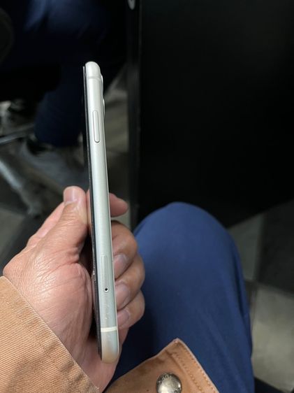 iphone11 สีขาว รูปที่ 5