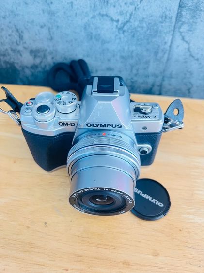 Olympus OM-D E-M10 Mark III พร้อมเลนส์ 14-42mm รูปที่ 4