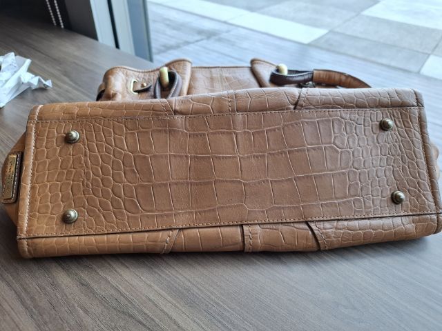 กระเป๋าหนังแท้ลายหนังจระเข้ balenciaga  รูปที่ 5