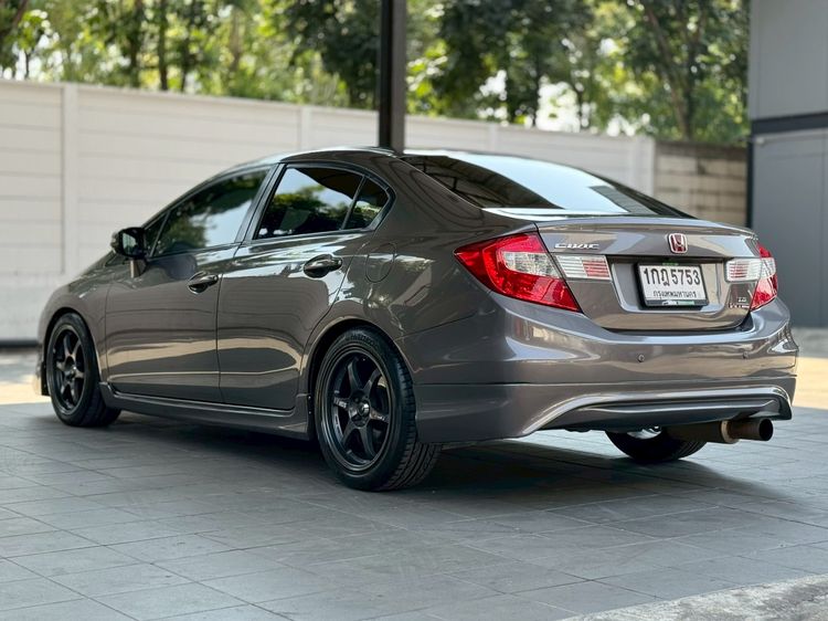 Honda Civic 2012 1.8 E i-VTEC Sedan เบนซิน ไม่ติดแก๊ส เกียร์อัตโนมัติ เทา รูปที่ 4