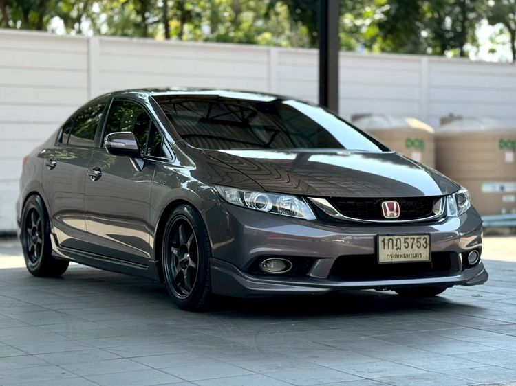 Honda Civic 2012 1.8 E i-VTEC Sedan เบนซิน ไม่ติดแก๊ส เกียร์อัตโนมัติ เทา รูปที่ 2