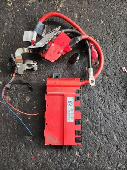 ขั้วบวก ขั้วลบ แบตเตอร์รี่ BMW E90 E60 F10 F25 F30 X1 X3 X5 320i 323i 325i 320D 520i 520D 525D 523i 525i 528i อื่นๆ