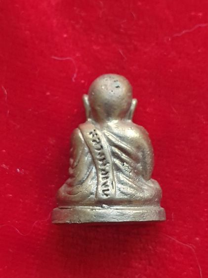 รูปหล่อหลวงพ่อเงินปี 15 รูปที่ 2