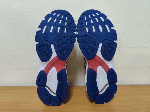 Adidas Neo 42.0 26.5 แท้ มือสอง รูปที่ 9