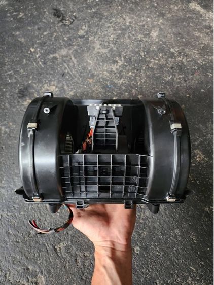 พัดลมแอร์ BMW E60 รูปที่ 12