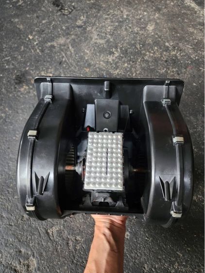 พัดลมแอร์ BMW E60 รูปที่ 13