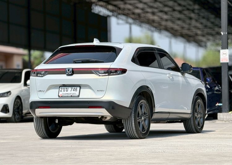 Honda HR-V 2021 1.5 EL e:HEV Utility-car ไฮบริด ไม่ติดแก๊ส เกียร์อัตโนมัติ ขาว รูปที่ 4