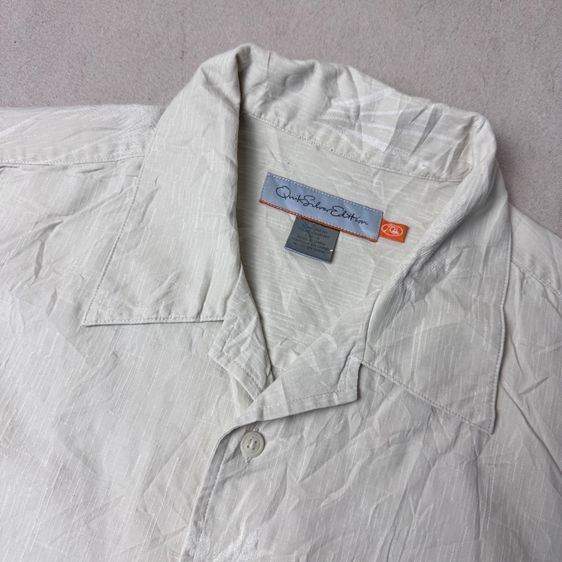 เสื้อเชิ้ต​ Quiksilver Edition ผ้าดีมาก มีลายปักต้อนมะพร้าว​ Size L  รูปที่ 3