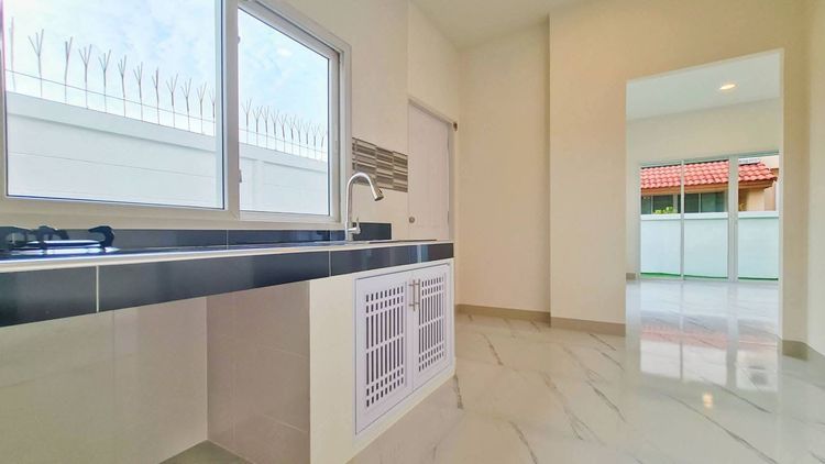 ใกล้ถนนนครอินทร์ ซ.วัดส้มเกลี้ยง รูปที่ 4