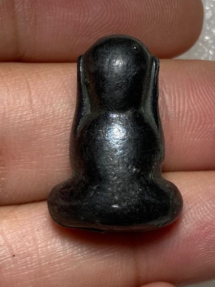 พระปิดตาเนื้อโลหะสวย รูปที่ 3