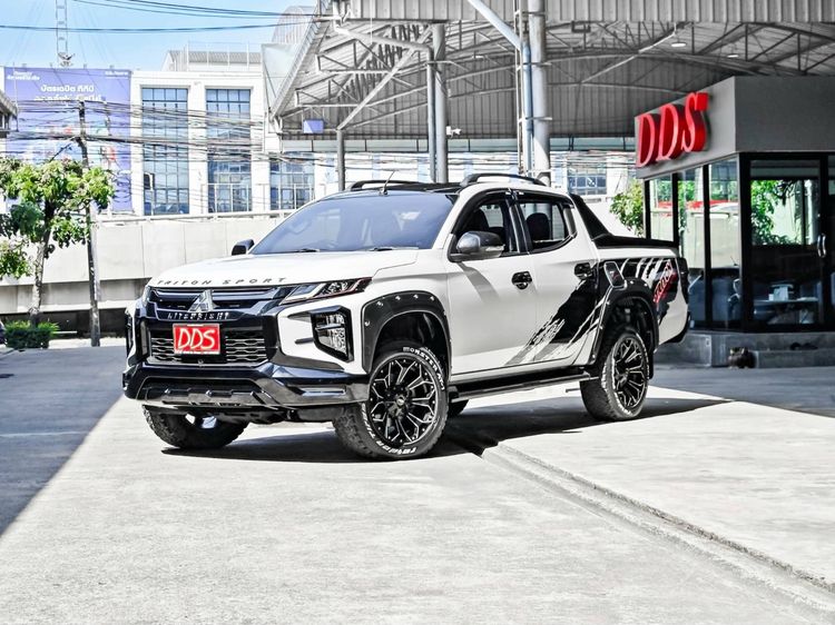 รถ Mitsubishi Triton 2.4 ATHLETE สี ขาว