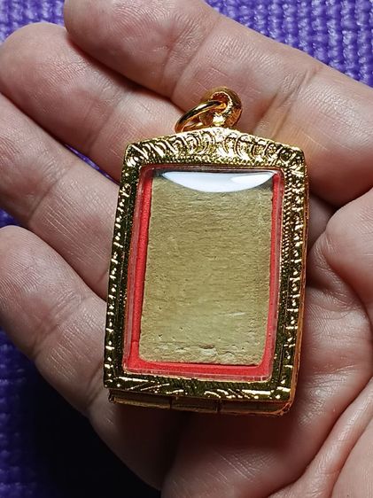 พระสมเด็จวัดระฆัง รุ่นเเรก สภาพสวยมากดั่งเเรกสร้าง องค์แชมป์โลก พระถูกเก็บอยู่ตู้เซฟบ้านคุณหลวงเก่าสมัยรัชกาลที่5 มายาวนาน ได้แบ่งปันมาครับ รูปที่ 10