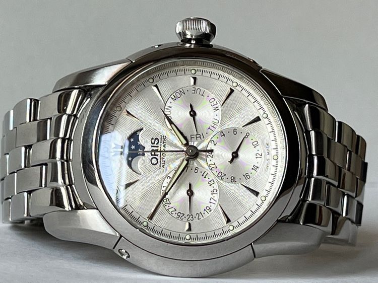 รับเทรด รุ่นท๊อป Oris Complicate Moonphase Automatic สาย 3เส้น