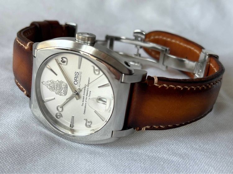 รับเทรด Oris 60ปีครองราชย์ 999 เรือน รูปที่ 5