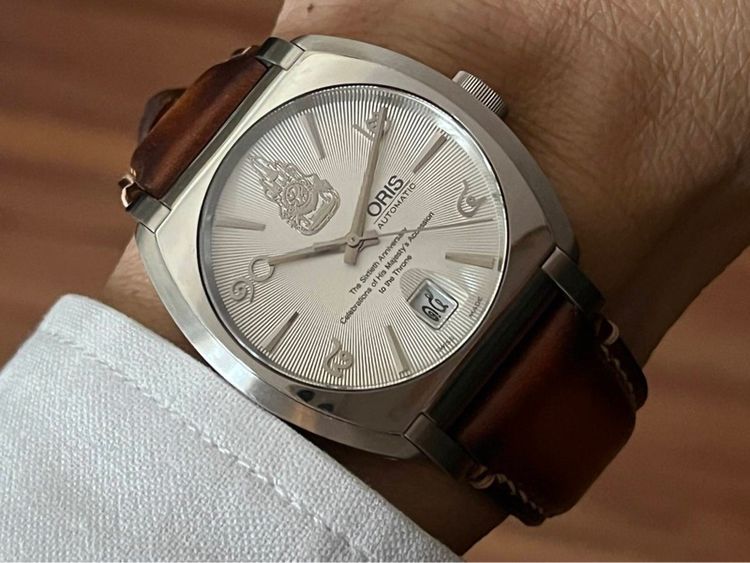 รับเทรด Oris 60ปีครองราชย์ 999 เรือน รูปที่ 9