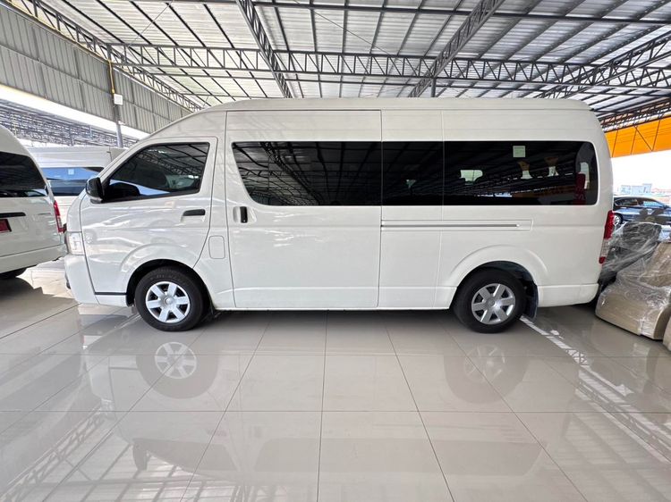 Toyota Commuter 2019 3.0 Van ดีเซล ไม่ติดแก๊ส เกียร์อัตโนมัติ ขาว รูปที่ 3