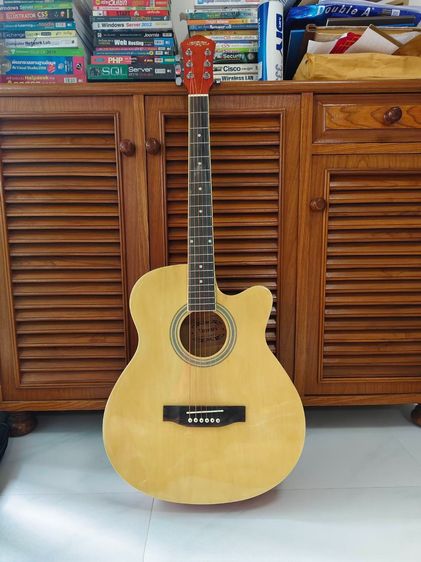 กีต้าร์โปร่งไฟฟ้า Caravan Music ขนาด 40 นิ้ว รูปที่ 2