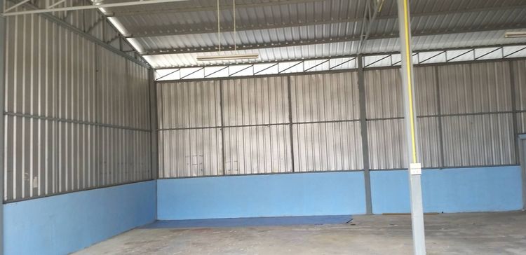 รหัส PNB012 โกดังให้เช่า ถนนบ้านกล้วย-ไทรน้อย อ.บางบัวทอง จ.นนทบุรี