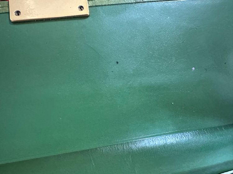 Givenchy Long Wallet กระเป๋าสตางค์ทรงยาว มือสองแท้ สีเขียวเหนี่ยวทรัพย์ รูปที่ 6