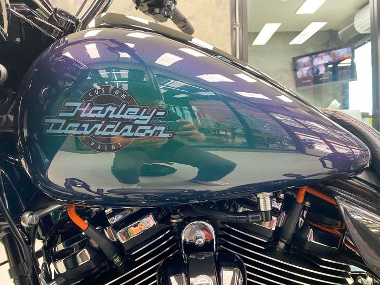 Harley-Davidson Road Glide Special 2021 สีพิเศษ Snake Venom รูปที่ 14