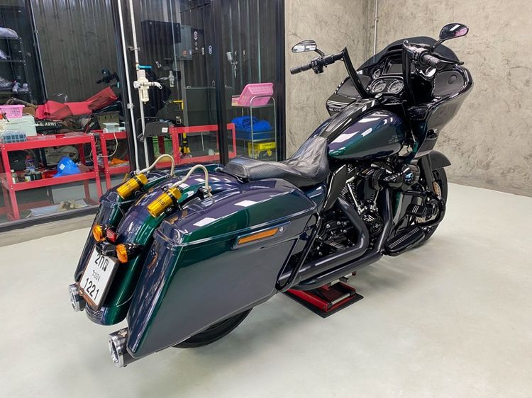 Harley-Davidson Road Glide Special 2021 สีพิเศษ Snake Venom รูปที่ 6