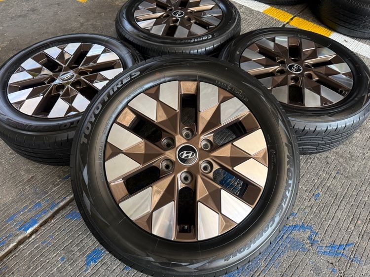 Hyundai Staria Premium 18 นิ้ว Top 🔥