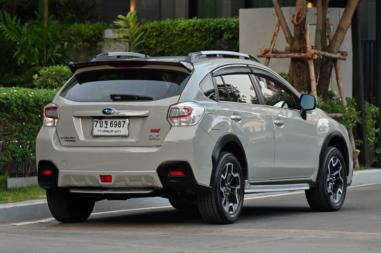 Subaru XV 2017 2.0 XV 4WD Sedan เบนซิน ไม่ติดแก๊ส เกียร์อัตโนมัติ เทา รูปที่ 4