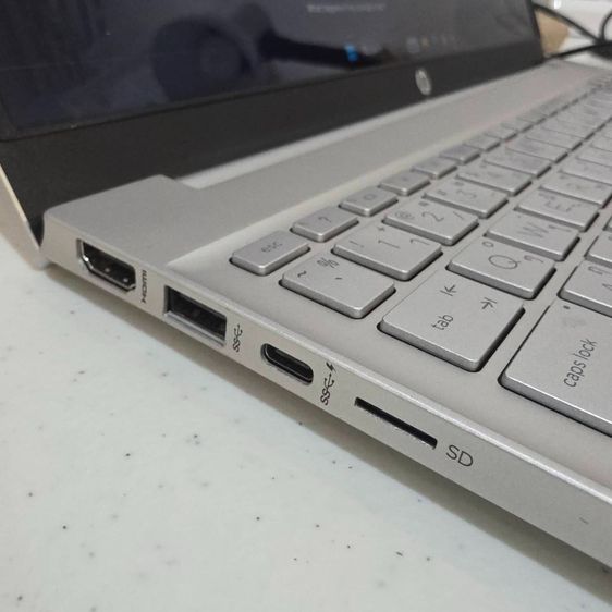 HP Pavilion Laptop 15-eh1083AU สภาพดี แบตนาน รูปที่ 2
