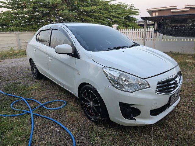 Mitsubishi Attrage 2013 1.2 GLX Sedan เบนซิน ไม่ติดแก๊ส เกียร์ธรรมดา ขาว รูปที่ 3