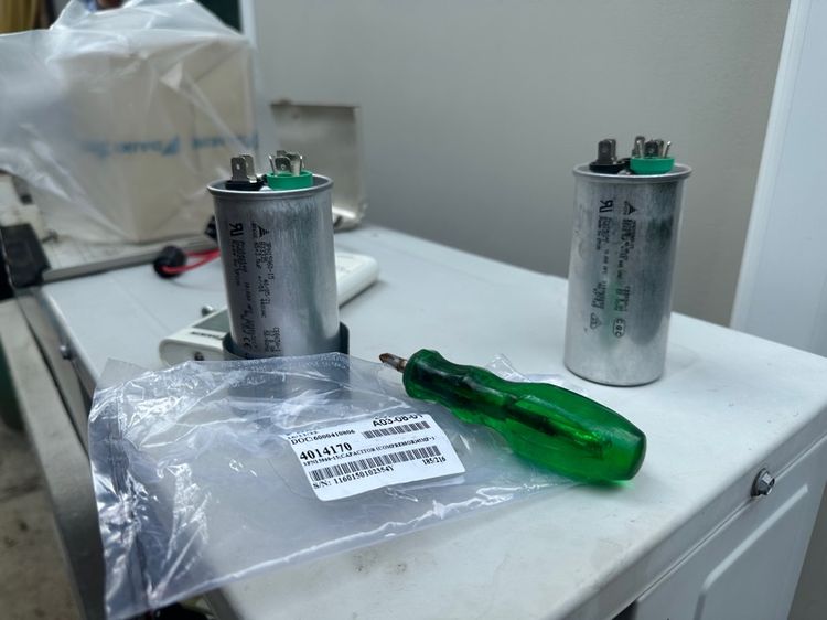 รับล้างแอร์บ้าน ซ่อมแอร์ ถอดแอร์ รูปที่ 8