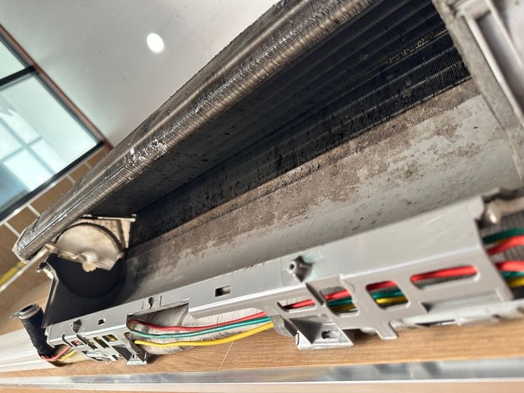 รับล้างแอร์บ้าน ซ่อมแอร์ ถอดแอร์ รูปที่ 14