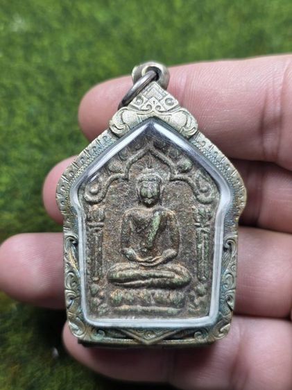 พระขุนแผนหลวงปู่ทิมวัดละหารไร่เก่าๆ