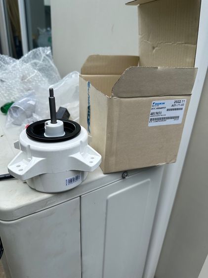 รับล้างแอร์ ซ่อมแอร์ แอร์ไม่เย็น แอร์เปิดไม่ติด รูปที่ 17