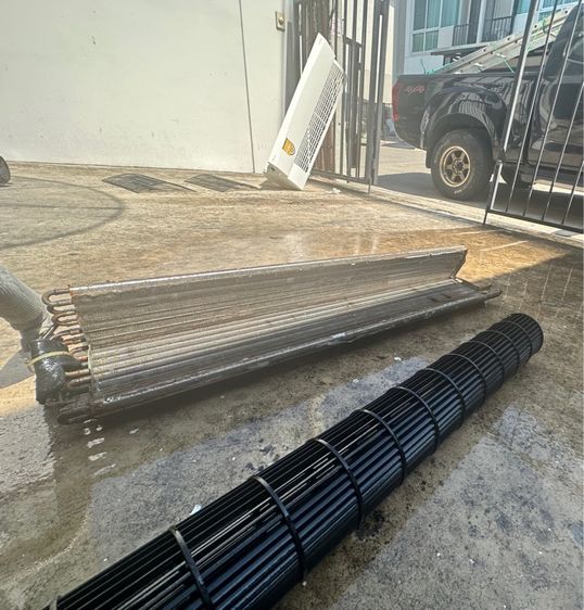 รับล้างแอร์ ซ่อมแอร์ไม่เย็น แอร์เปิดไม่ติด ถอดแอร์ รูปที่ 8