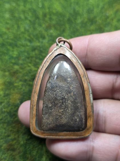 พระหลวงปู่ทวดเนื้อว่านเก่าๆ รูปที่ 2