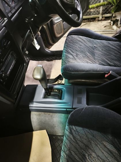 Toyota Hilux Tiger 2001 3.0 SGL Pickup ดีเซล เกียร์อัตโนมัติ บรอนซ์ทอง รูปที่ 3