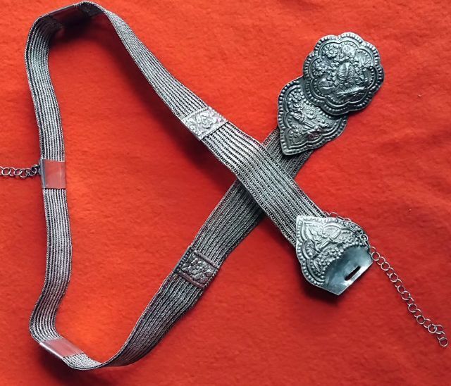 เข็มขัดเงิน