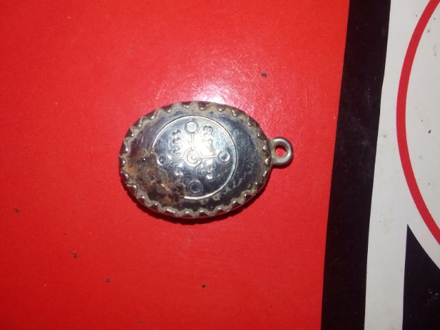 ล็อกเก็ตหลวงพ่อสด รูปที่ 2