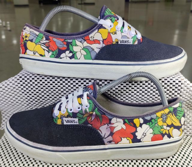 รองเท้า💥VANS 💥รายพิเศษ💥ของแท้‼️พื้นเดิม นิ่ม สวยๆ เดิม สภาพดี💥ไซร์ 43  รูปที่ 9