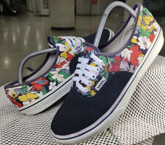 รองเท้า💥VANS 💥รายพิเศษ💥ของแท้‼️พื้นเดิม นิ่ม สวยๆ เดิม สภาพดี💥ไซร์ 43  รูปที่ 14