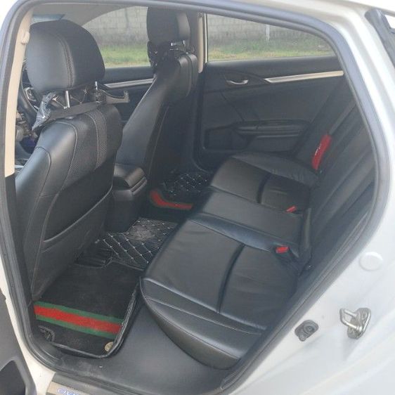 Honda Civic 2019 1.8 Modulo Sedan เบนซิน เกียร์อัตโนมัติ ขาว รูปที่ 4