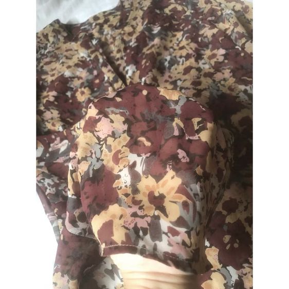 casual style เบลาส์ ลายดอก วินเทจ ไม่มีปก ผ้าเบา โปร่ง รูปที่ 4