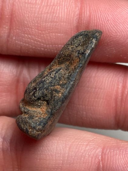 พระปิดตาหลังยันต์เนื้อผง รูปที่ 4