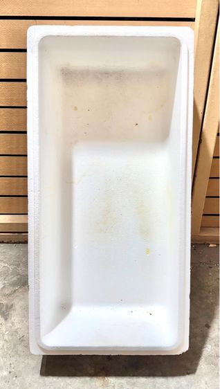 กล่องโฟมปลาเเซลมอน ไม่มีฝา หนามาก ตามสภาพ รูปที่ 2