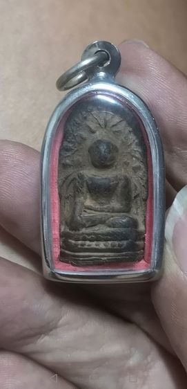 พระคงลำพูน​ เนื้อดำ​ กรุเก่า​ จ.ลำพูน รูปที่ 4